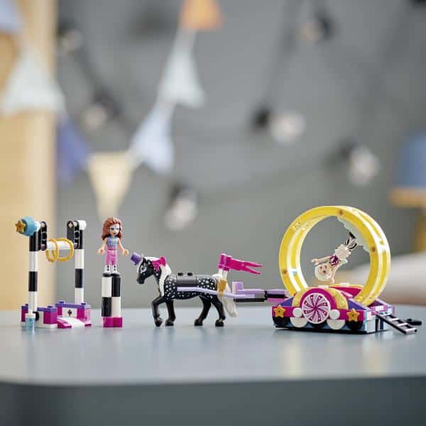 Lego Friends Mundo de Magia: Acrobacias 41686